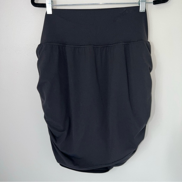 Athleta Transcend Skort Plus Size Layered Skirt With Shorts Black Size XXL EUC - Picture 3 of 14